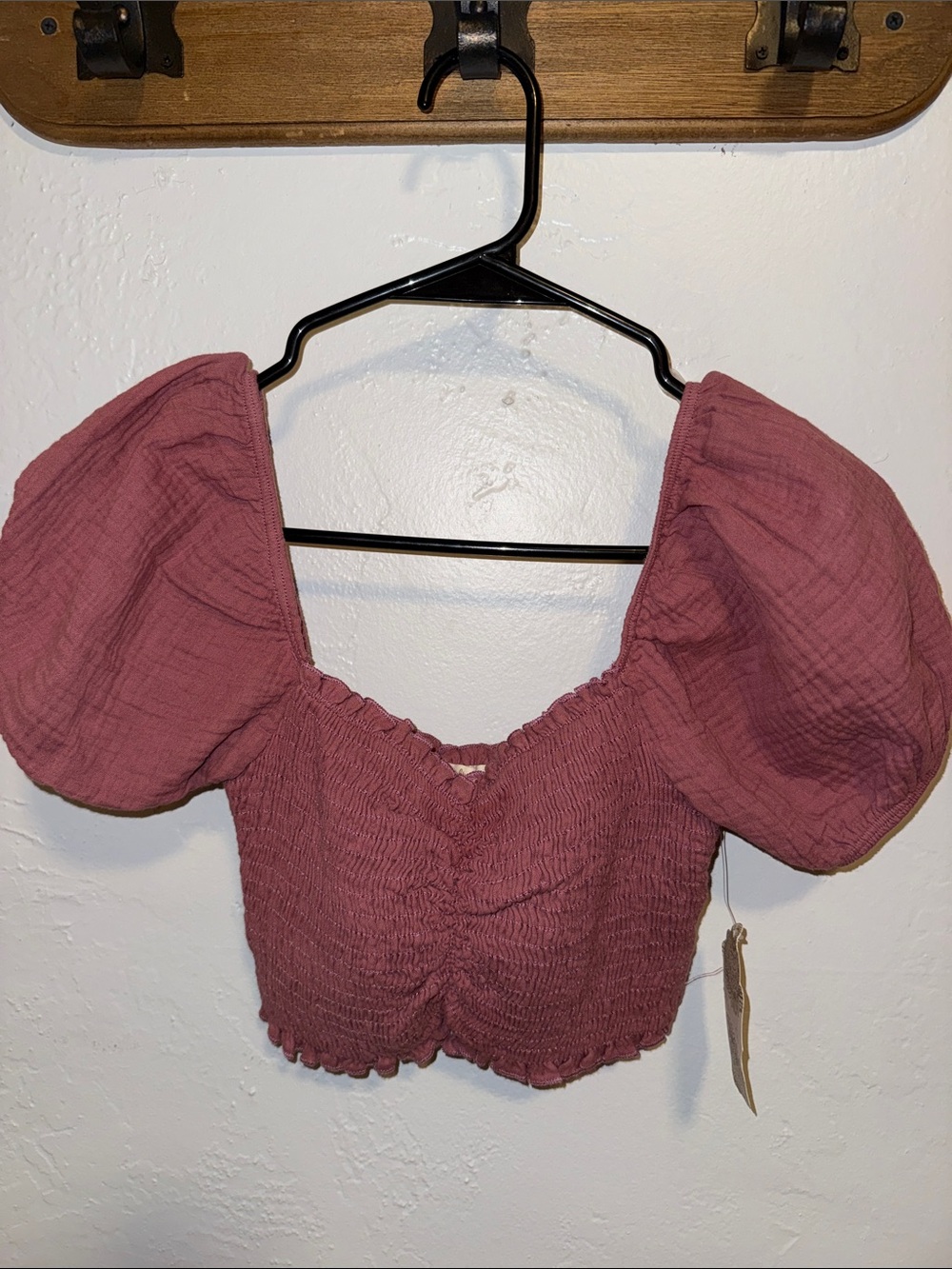 Altar'd State Mauve Puff Sleeve Smocked Crop Top